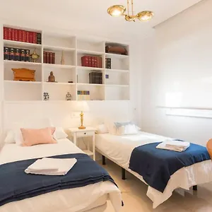 tgh-mlaga-soho-centro.hotelsinnerja.org/
